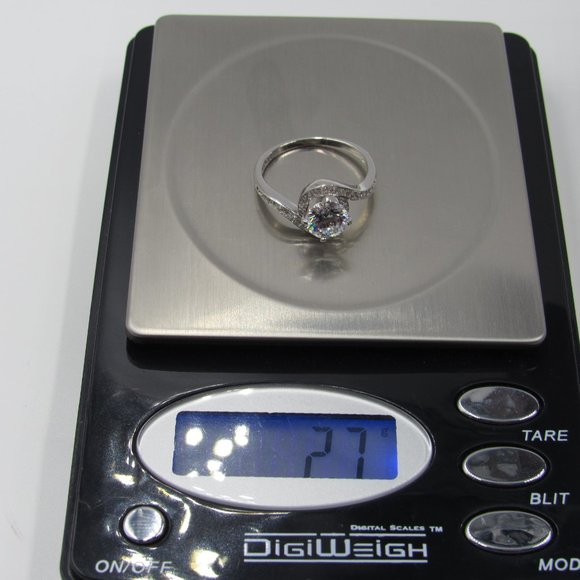 Size 7.75 Sterling Brilliant CZ Diamond Band Ring - Picture 8 of 8